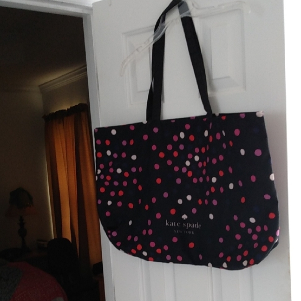 Kate Spade New York Polka Dot Extra Large Foldable bag Weekender Confeti Tote
